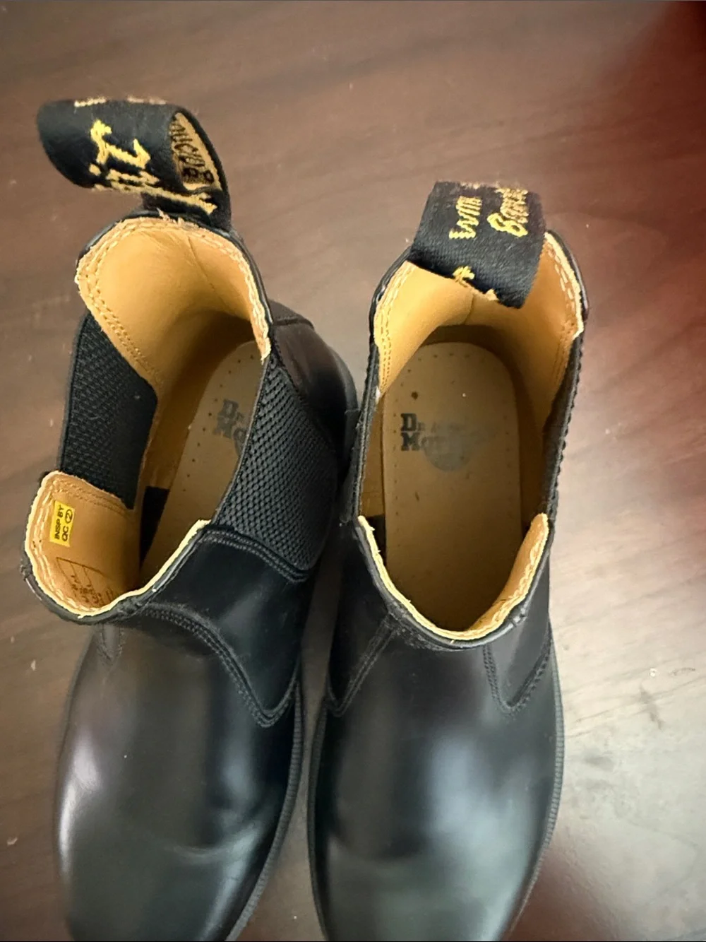Doc Marten Chelsea boot